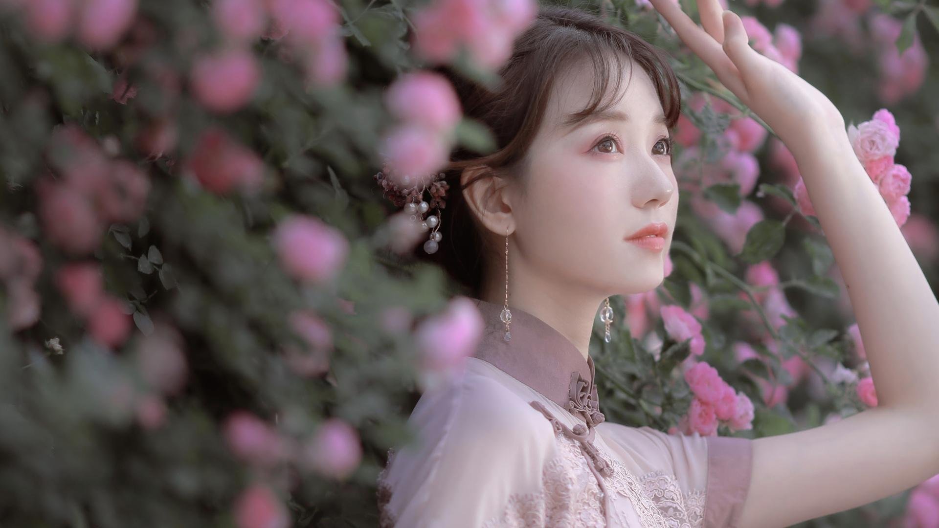 中国选手在国际篮球技巧赛斩获银牌,国际篮球高手